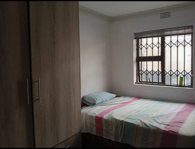 3 BEDROOM FREEHOLD FOR SALE IN ILITHA PARK
